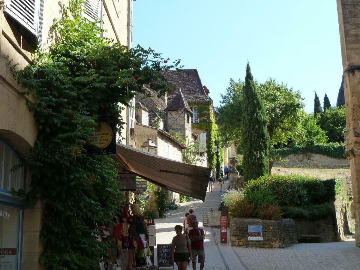 Appartement Centre Medieval Le Boudoir De Marie Сарла-ла-Канеда Экстерьер фото